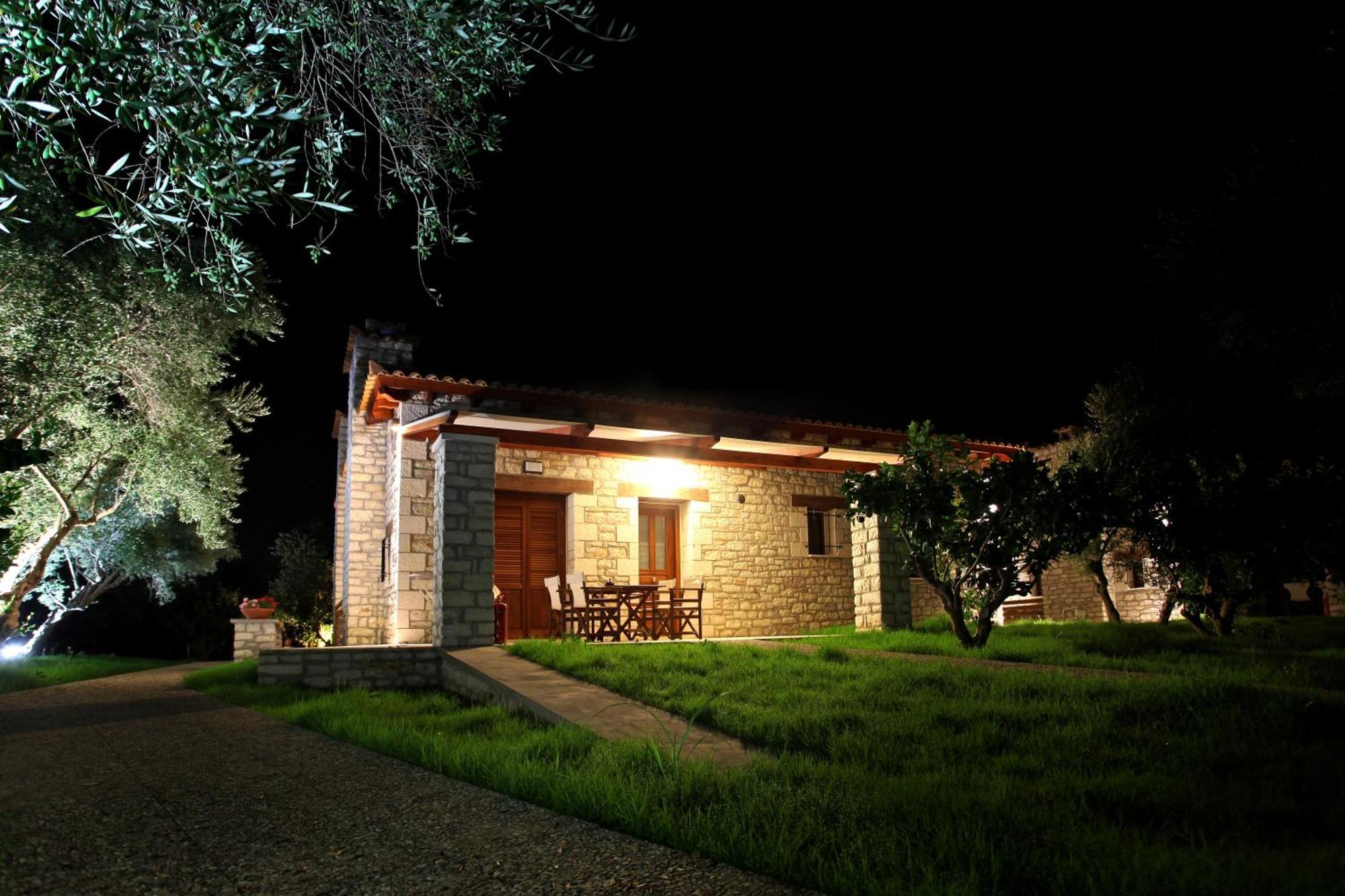 Asfendamos Villa Захаро Екстериор снимка