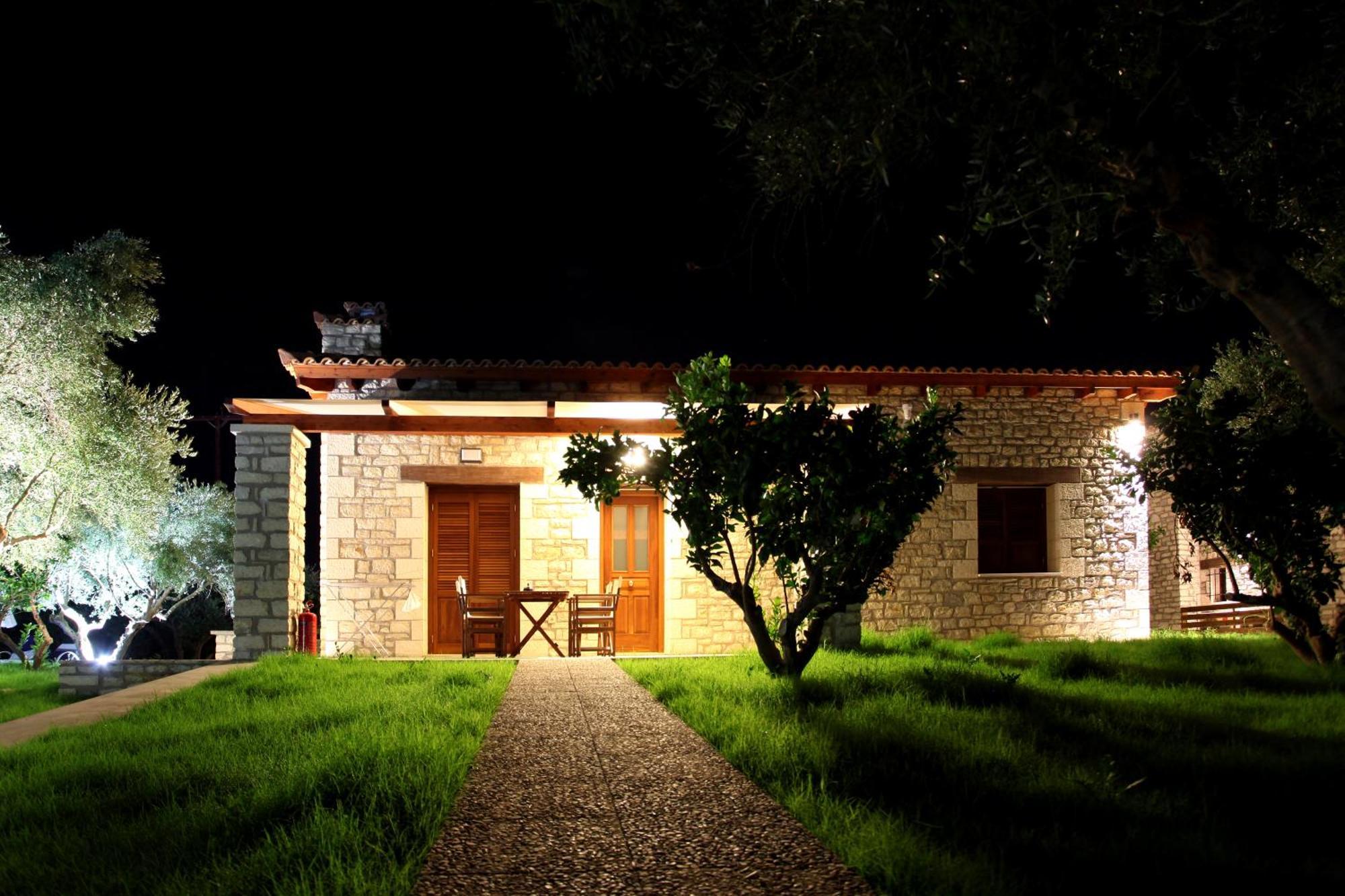 Asfendamos Villa Захаро Екстериор снимка