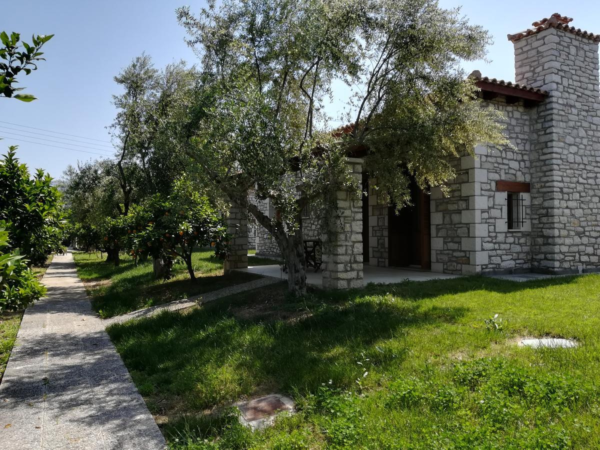 Asfendamos Villa Захаро Екстериор снимка
