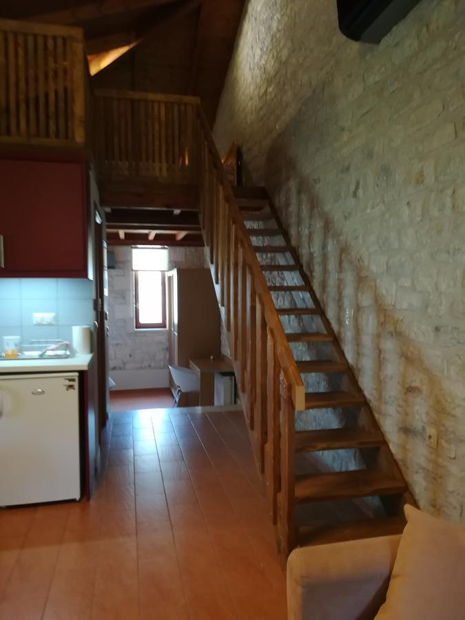 Asfendamos Villa Захаро Екстериор снимка